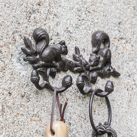 Vintage Cast Iron Wall Hooks Squirrel Antler Decorative Coat Rack Key Holder For Home Entryway Garden Rustic Style