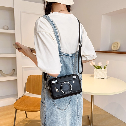 Novelty Camera Shaped Crossbody Bag PU Leather Contrast Color Retro Shoulder Purse For Women Fashionable Streetwear