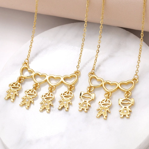 Gold Plated Copper Heart Necklace With Boy And Girl Pendants Inlaid Zirconia Choker For Women Mother's Day Gift Simple Family Style Jewelry