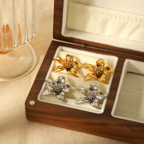 Flower Stud Earrings Stainless Steel 18K Gold Plated Floral Shape Textured Center Fashion Jewelry For Women