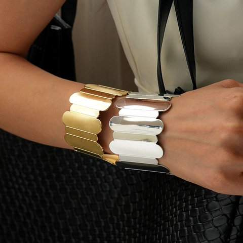 Bracelet Manchette En Métal À Bord Ondulé Géométrique Irrégulier Bijoux De Hand En Fer Creux Pour Femmes Style Ins Mode