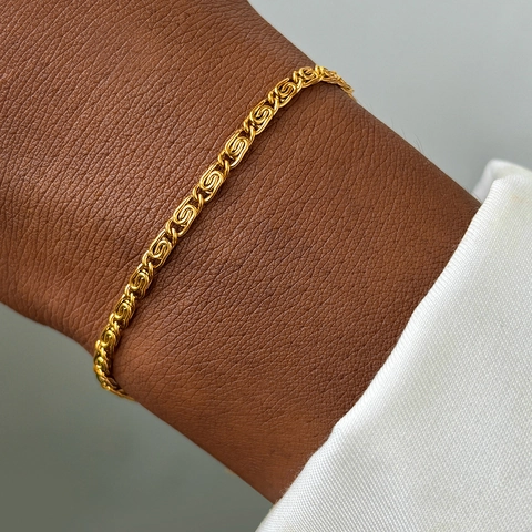 Bracelet Chaîne Torsadée Élégant En Acier Inoxydable Plaqué Or 18K Bijoux Minimalistes Géométriques Pour Femmes