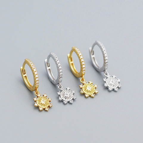 Orecchini a Cerchio Huggie Ottagramma in Argento Sterling 925 per Donna con Pendente Stella a Otto Punte e Strass Gioielli