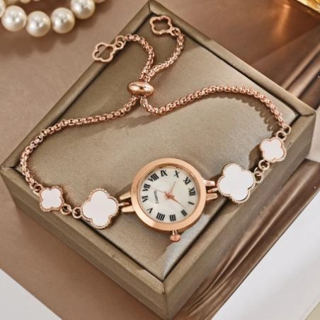 Women Elegant Bracelet Watch Quartz Movement Roman Numeral Dial Enamel Clover Design Adjustable Drawstring Alloy Strap