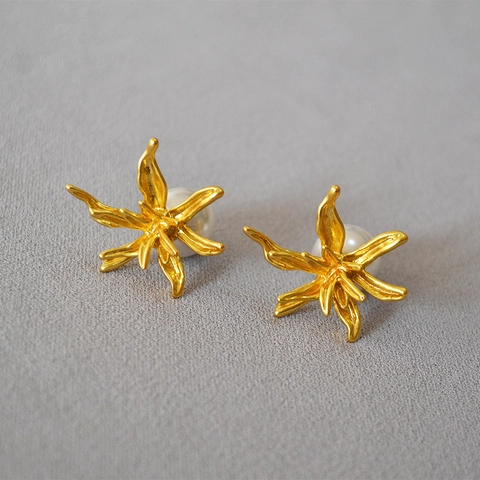 Vintage Irregular Flower Stud Earrings With Artificial Pearl Gold Plated Brass 925 Sterling Silver Post Niche Design Women Jewelry