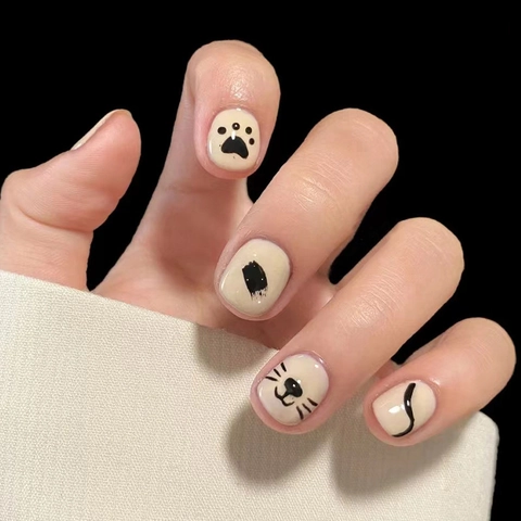 Press On Nails Kawaii Cat Paw Pattern Short Round Detachable Fake Nails Manicure For Women Girls
