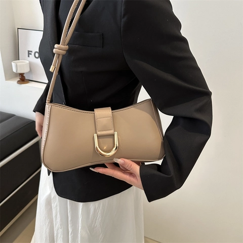 Underarm Shoulder Bag PU Leather Gold Buckle Knot Strap Minimalist Versatile Baguette Purse For Women
