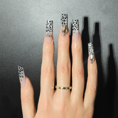 Unghie Finte Lunghe A Bara Design Leopardato Con Strass Lusso Lucido Rosa Nudo Unghie Artificiali Per Donne