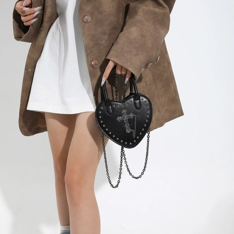 Hartvormige PU Leren Handtas Metalen Ketting Klinknagels Kruis Schedel Gothic Punk Crossbody Tas Dames