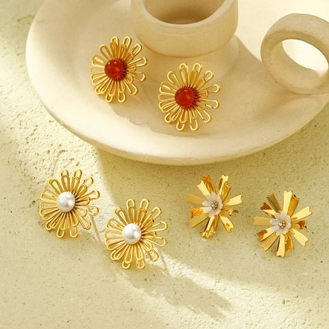French Elegant Flower Stud Earrings Stainless Steel Hollow Petal Artificial Pearl Rhinestone Earrings For Women Jewelry