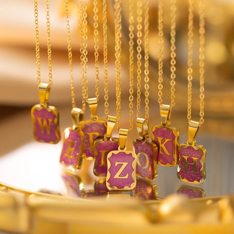 Letter Hanger Ketting Titanium Staal Verguld Paars Roze Glitter Geschulpte Rand Initiële Sieraden Voor Vrouwen Elegant