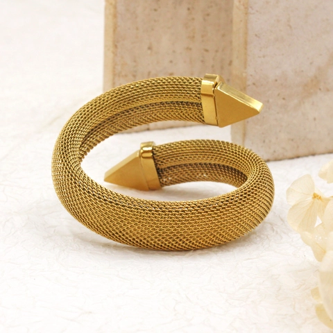 Stainless Steel Mesh Bangle Bracelet With Triangular Rhinestone Ends Gold Silver Plated Punk Open Wrap Cuff Jewelry For Women