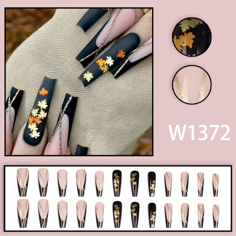 Lange Sargform Künstliche Nägel Schwarz Nude Französische Spitze Goldener Ahornblatt Herbststil Glänzend Tragbar