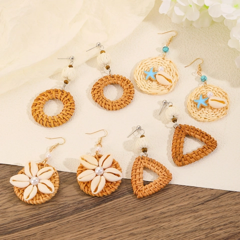 Orecchini Boho in Rattan Fatti a Mano per Donna Estate Spiaggia Vacanza Conchiglia Stella Marina Perla Artificial Gioielli Stile Etnico