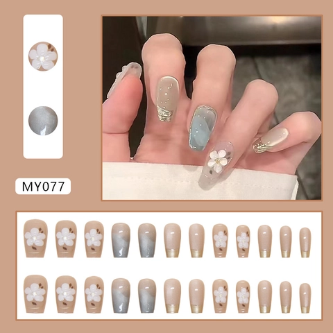 Cat Eye Kunstnägel Zum Aufkleben Mit 3D Weißer Blume Farbverlauf Nude Rosa Blau Goldener Französischer Rand