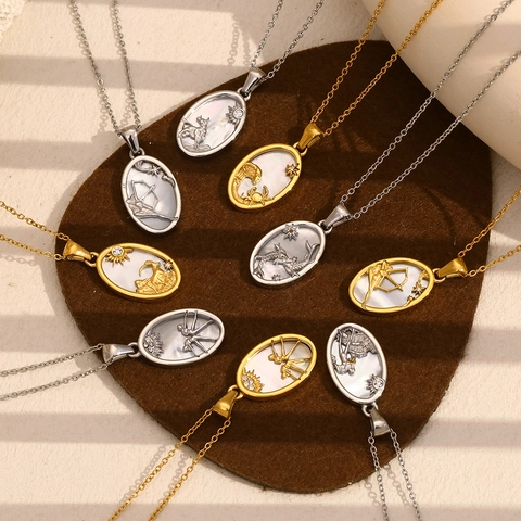 Collana Dodici Segni Zodiacali Acciaio Inossidabile Placcato Oro 18K Intarsio Madreperla Pendente Ovale Donna