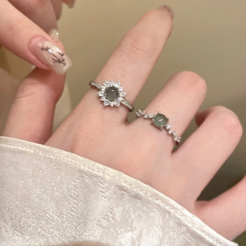 Vintage Green Resin Gourd Flower Ring Silver Tone Metal Zircon Inlaid Adjustable Open Finger Jewelry Gift For Women