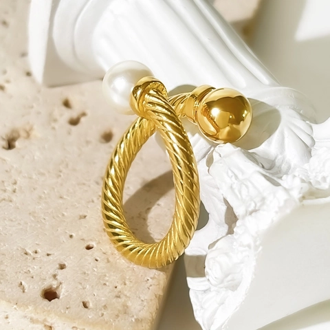 Anello Aperto Vintage Francese Acciaio Inossidabile Placcato Oro 18K Design Cavo Intrecciato Elegante Perla Artificial Per Donna
