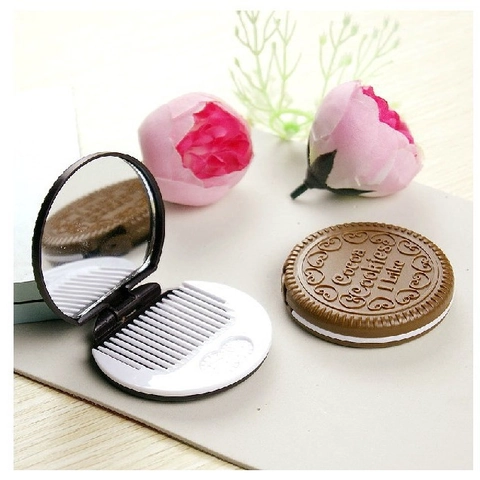 Cookie Shaped Makeup Mirror With Folding Comb Portable Travel Mini Pocket Cosmetic Tool Plastic Cute Girls