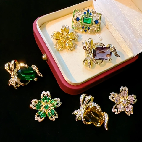Elegant Gold Plated Copper Flower Bowknot Brooch For Women Green Purple Yellow Rhinestone Inlaid Luxury Jewelry Suit Pin Gift