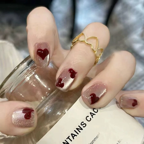 Handmade Wine Red Cat Eye Heart Pattern Press On Nails Short Coffin False Nails For Women Winter Daily Sweet Nail Art