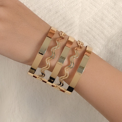 Geometric Hollow Alloy Bracelet Choker Necklace Twisted Braided Wave Design Trendy Fashion Statement Jewelry Accessory For Women