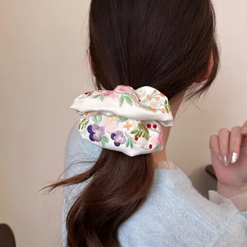 Scrunchie De Satén Bordado Floral Coletero Grande Fresco Dulce Cuerda De Pelo Elástica Para Mujeres Niñas Accesorios