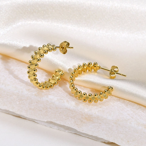 Stainless Steel C-Shaped Hoop Earrings IP Gold Plated Twisted Wire Wrapped Textured Retro Fashion For Women