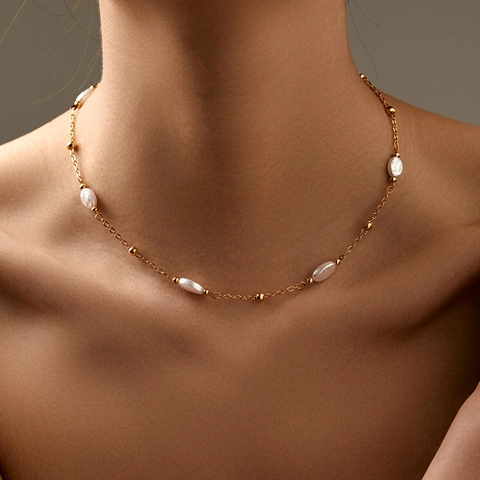 Elegante Collar de Cobre con Perlas Artificiales Bañado en Oro 18K Cadena Minimalista Gargantilla para Mujer Joyería Diaria