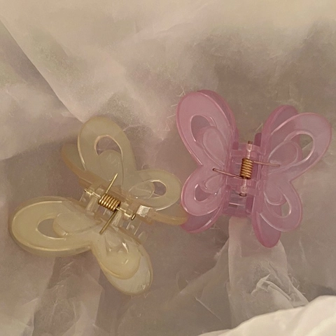 Butterfly Hollow Acrylic Jelly Color Hair Claw Clip Elegant Transparent Fairy Styling Accessory For Women