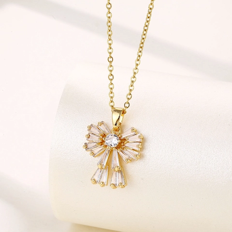 Collana Con Pendente A Fiocco Placcata Oro 18K Acciaio Inossidabile Zircone Catena Clavicicola Gioielli Di Moda Donna