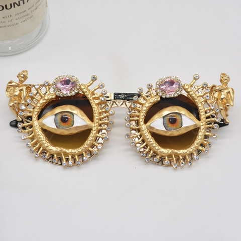 Evil Eye Strass Sonnenbrille Metallrahmen Barock Cupid Relief Einzigartige Retro Party Brille Für Damen Übertrieben
