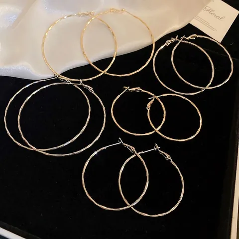 Boucles D'oreilles Créoles Martelées Métal Circulaire Bijoux Mode Accessoires Minimalistes Avec Tige Argent Pour Femmes