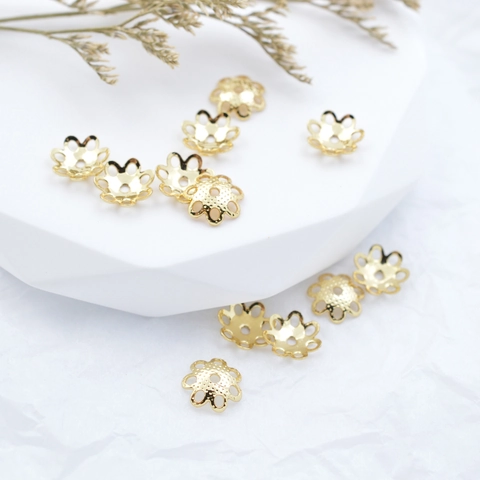 Tapas De Cuentas De Flores Cobre Chapado En Oro De 18K Espaciador De Pétalos Huecos Para Hacer Joyas DIY