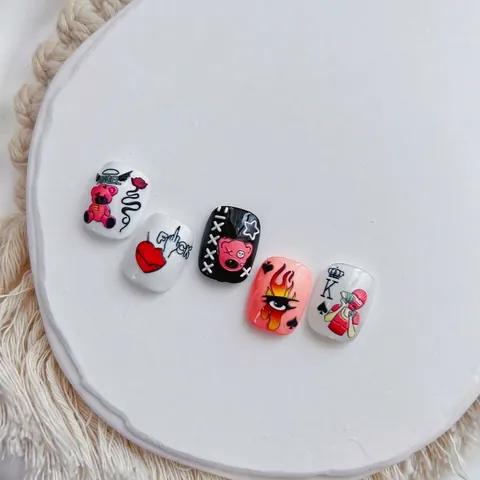 5D Relief Nail Art Stickers Punk Y2K Style 3D Self Adhesive Decals Cartoon Cat Teddy Bear Heart Street Fashion For Women