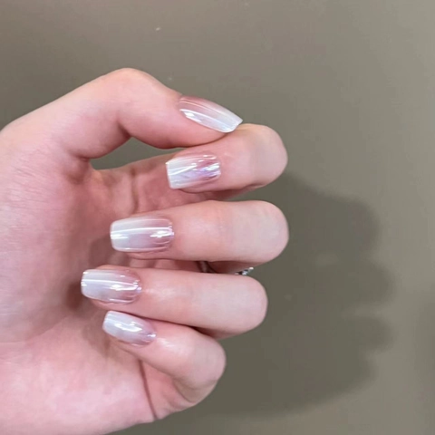 Handmade Press On Nails Pink White Gradient Ombre Blush Glossy False Nails Wearable Manicure Set For Women Nail Art