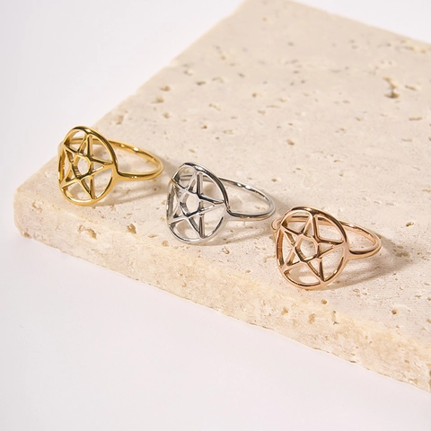 Bague Vintage en Acier Inoxydable Évidé Pentagramme Étoile Cercle pour Femme Mode Étanche Placcato Or PVD Bijoux Géométriques