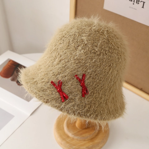 Gorro de Pescador Dulce de Piel de Conejo Sintética para Mujer con Lazo Hebilla de Satin Lunares Cálido Moda Otoño Invierno