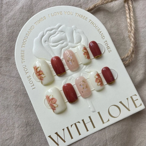 Uñas Postizas Florales Hechas a Mano Elegante Pan de Oro Ámbar Burdeos Blanco Lechoso Uñas Postizas para Mujer Diario DIY