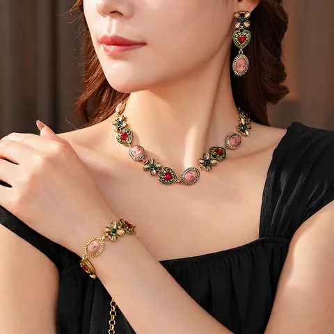 Conjunto De Joyas Barrocas Vintage Cobre Esmalte Strass Cameo Corazón Retrato Collar Pulsera Pendientes Para Mujeres