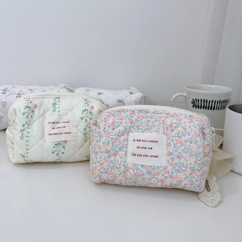 Floral Quilted Cotton Cosmetic Bag Zipper Closure French Style Padded Storage Pouch For Travel Makeup Organizer Women