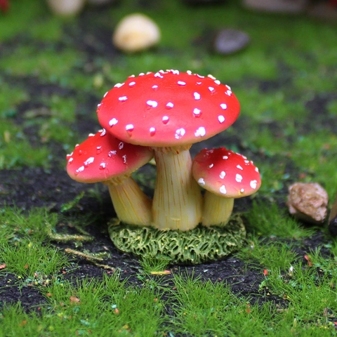 Realistic Artificial Mushroom Figurines Resin Miniature Fairy Garden Ornaments Micro Landscape Decor For Flower Pots