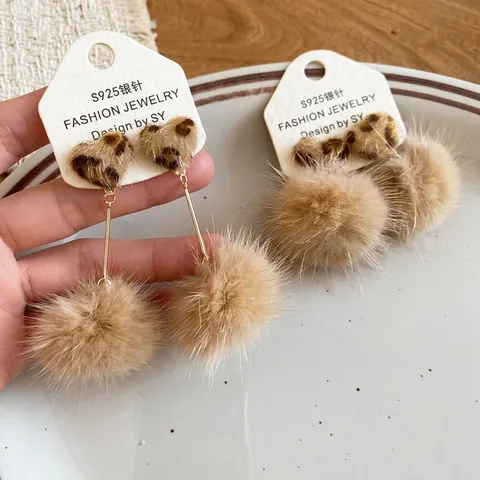 Herz Leopard Haαρball Tropfenohrringe Mit 925 Sterling Silber Ohrstecker Legierung Plüsch Elegant Herbst Winter Für Damen