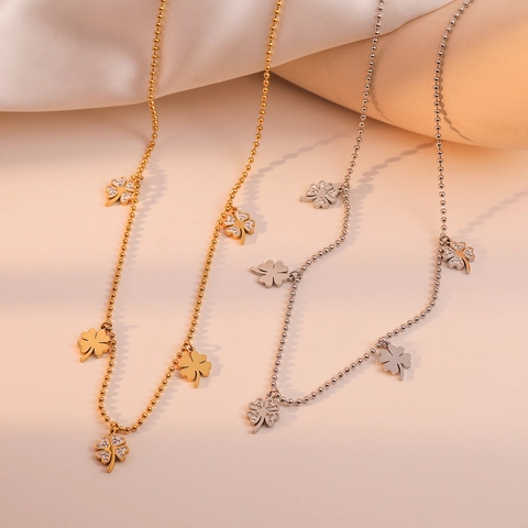 Kleeblatt Geometrische Anhänger Halskette Titanstahl Mit Strass Minimalistische INS Stil Damen Schmuck