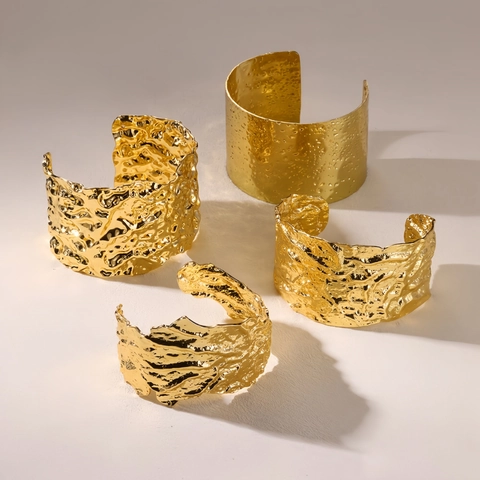 Western Wide Cuff Bracelet Irregular Lava Texture 18K Gold Plated Minimalist Open Bangle For Women Jewelry Hand Accessory