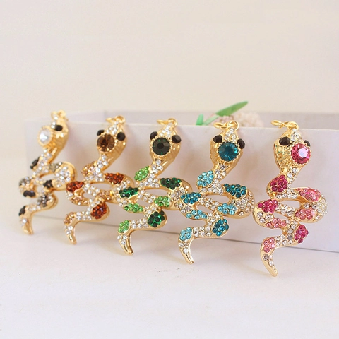 Simpatico Portachiavi a Serpente con Strass in Lega di Zinco Ciondolo Animale per Donna Portachiavi Auto Decorazione Borsa Lusso Regalo