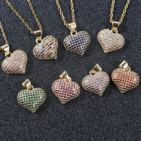 Collana con Pendente a Cuore Minimalista Europeo in Rame Placcato Oro Pavé di Zirconia Collana con Ciondolo a Cuore per Donna Gioielli