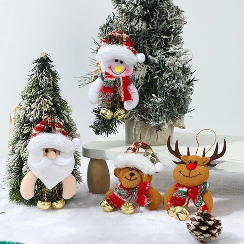 Decorazioni Appese Di Bambola Peluche Di Natale Con Campanellini Cartone Animato Babbo Natale Pupazzo Di Neve Renna Orso