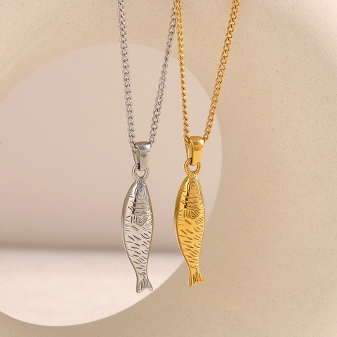 Collana Con Pendente A Forma Di Salmone In Acciaio Inossidabile Placcato Oro 18K Gioielli Di Moda Per Donna