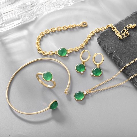 Collier Pendentif de Pierre Précieuse Ronde Géométrique Vintage pour Femme Chaîne en Cuivre Écologique Plaqué Or avec Zirconia